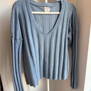 Hippie Rose Blue Ribbed Knit V-Neck Sweater Size S